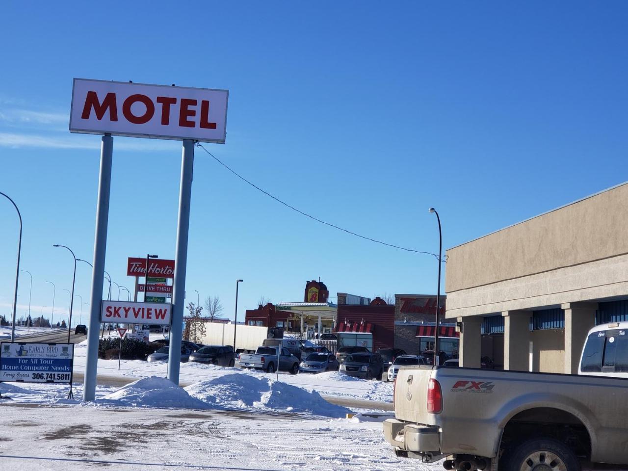 Skyview Swift Current Hotel Kültér fotó